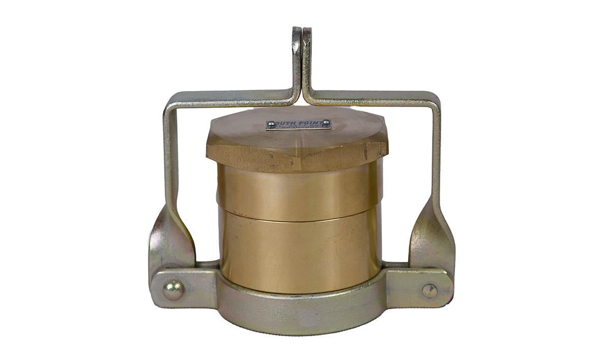 DIP CAP BRASS WITH LOCKING ARRANGEMENT – 50MM